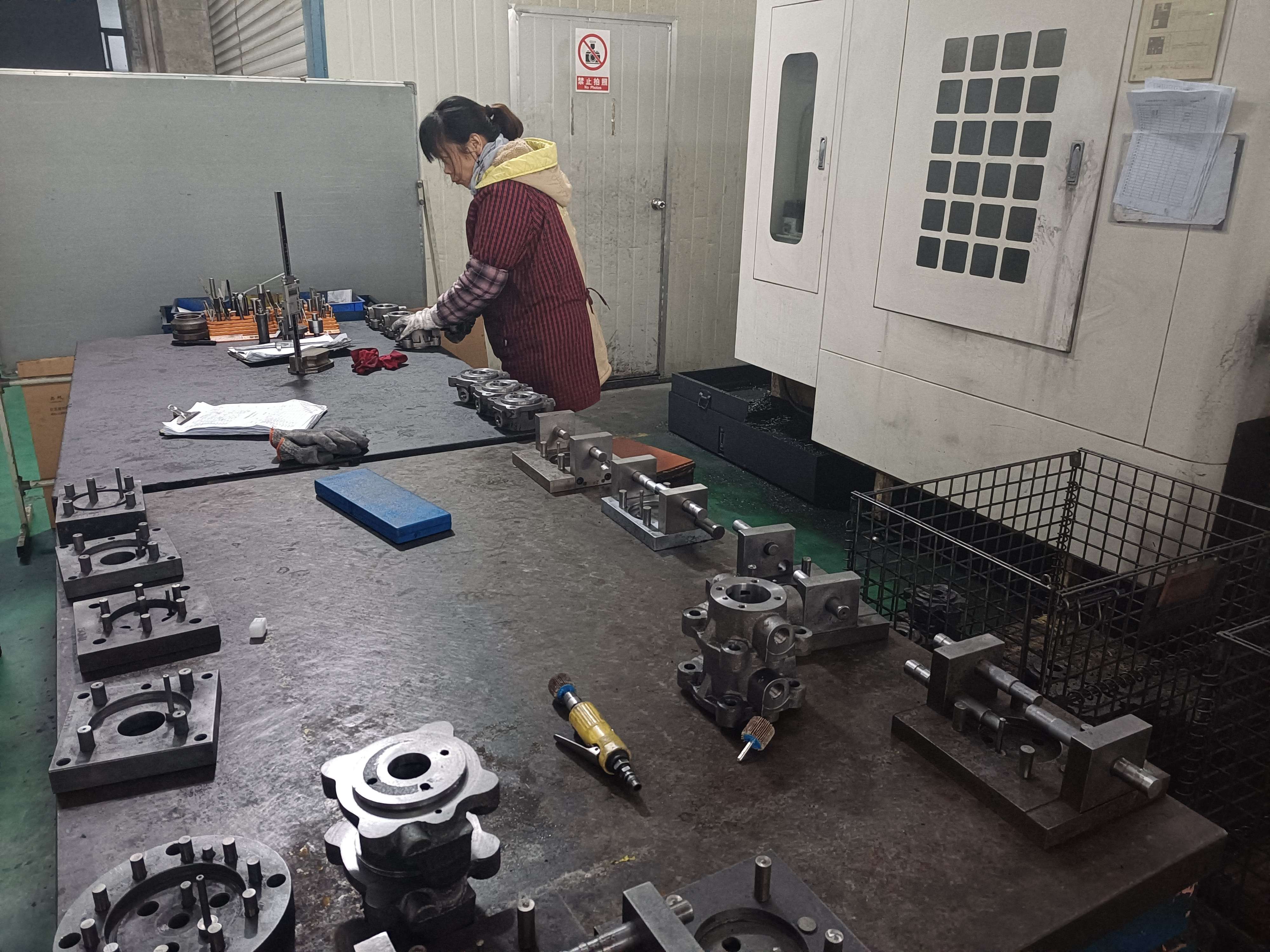 Customized Service Machine Modeling Sand Casting Gearbox Transmission(图17)