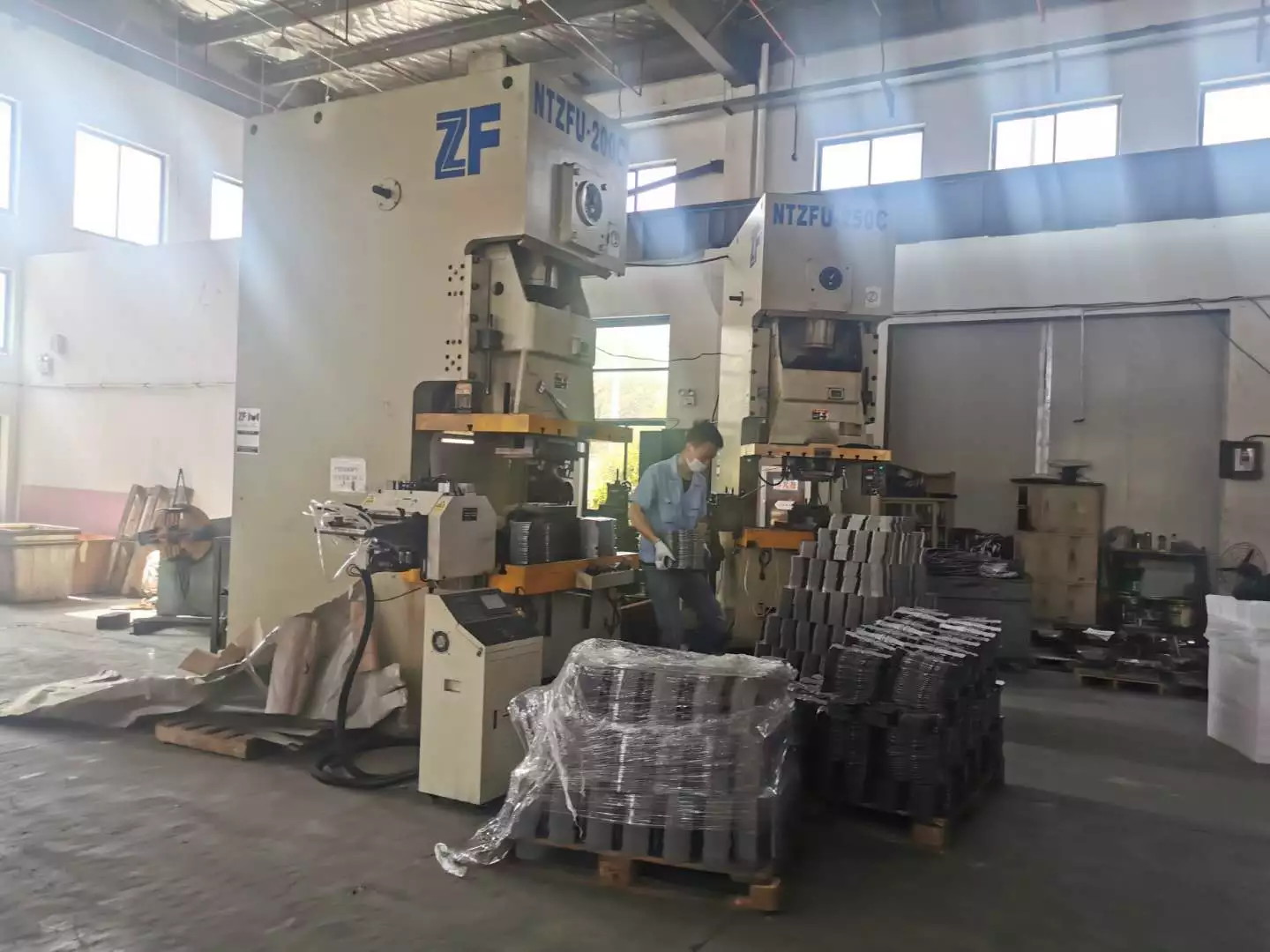 Matech Factory Custom Chrome Cast Pressed Steel Sheet Metal Fabrication Part(图4)